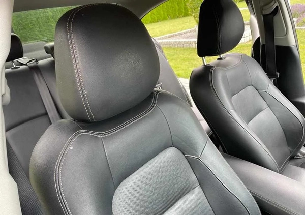 Toyota Avensis cena 47900 przebieg: 240000, rok produkcji 2015 z Dzierzgoń małe 704